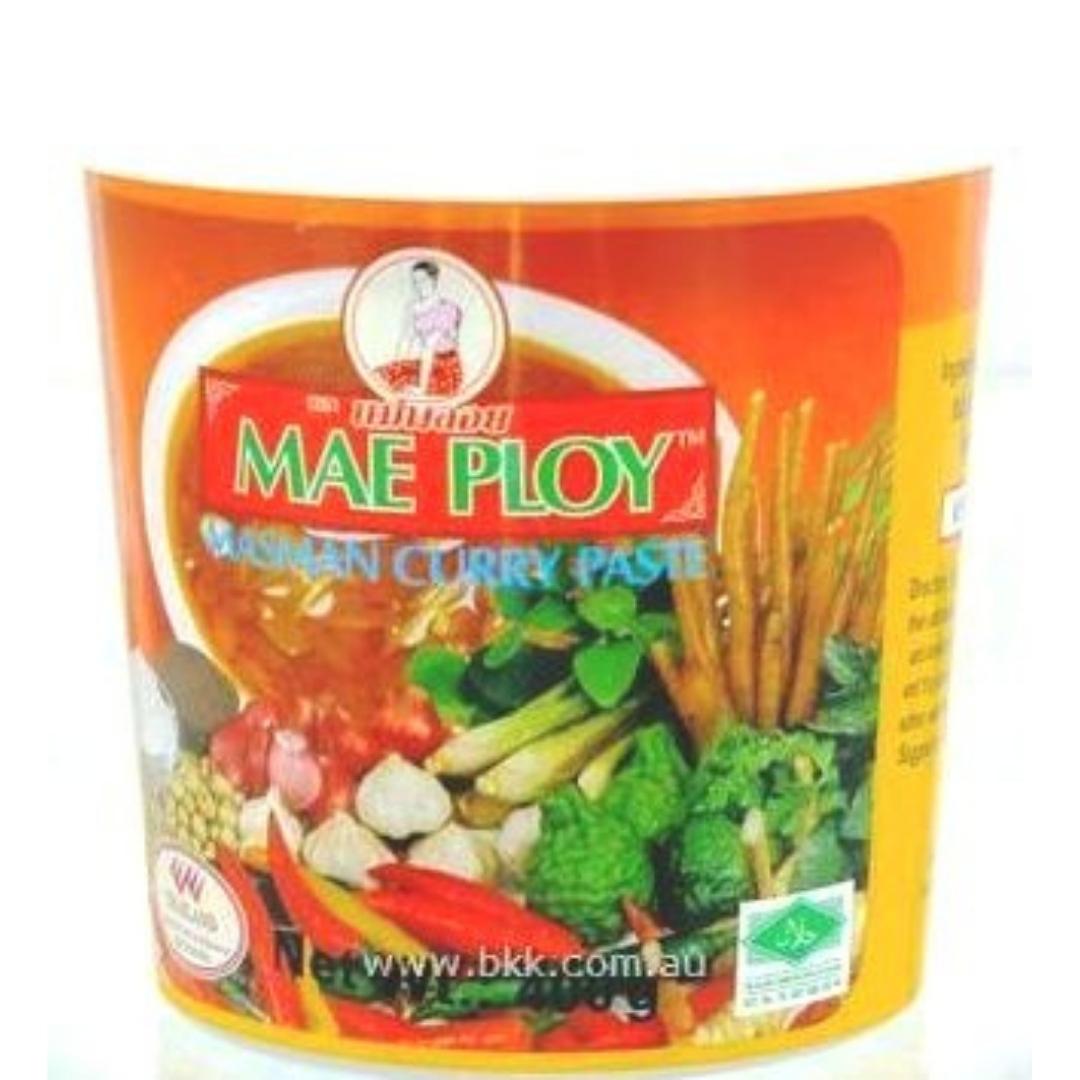 Image presents Mae Ploy Masman Curry Paste 12x400g