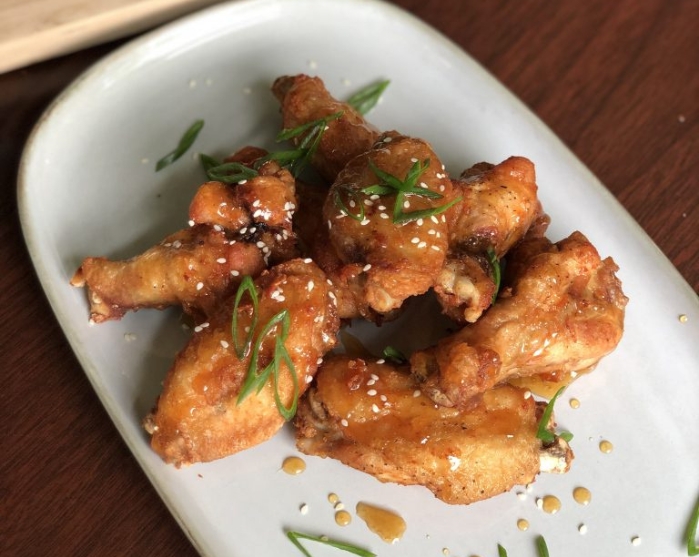 Image presents Thai-style chicken wings-1